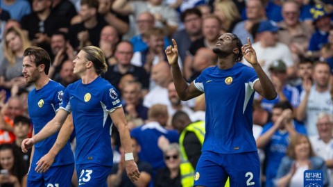 切尔西球员贺新年！马年主题球衣引爆蓝桥，2026赛季蓝军能否破局重生？